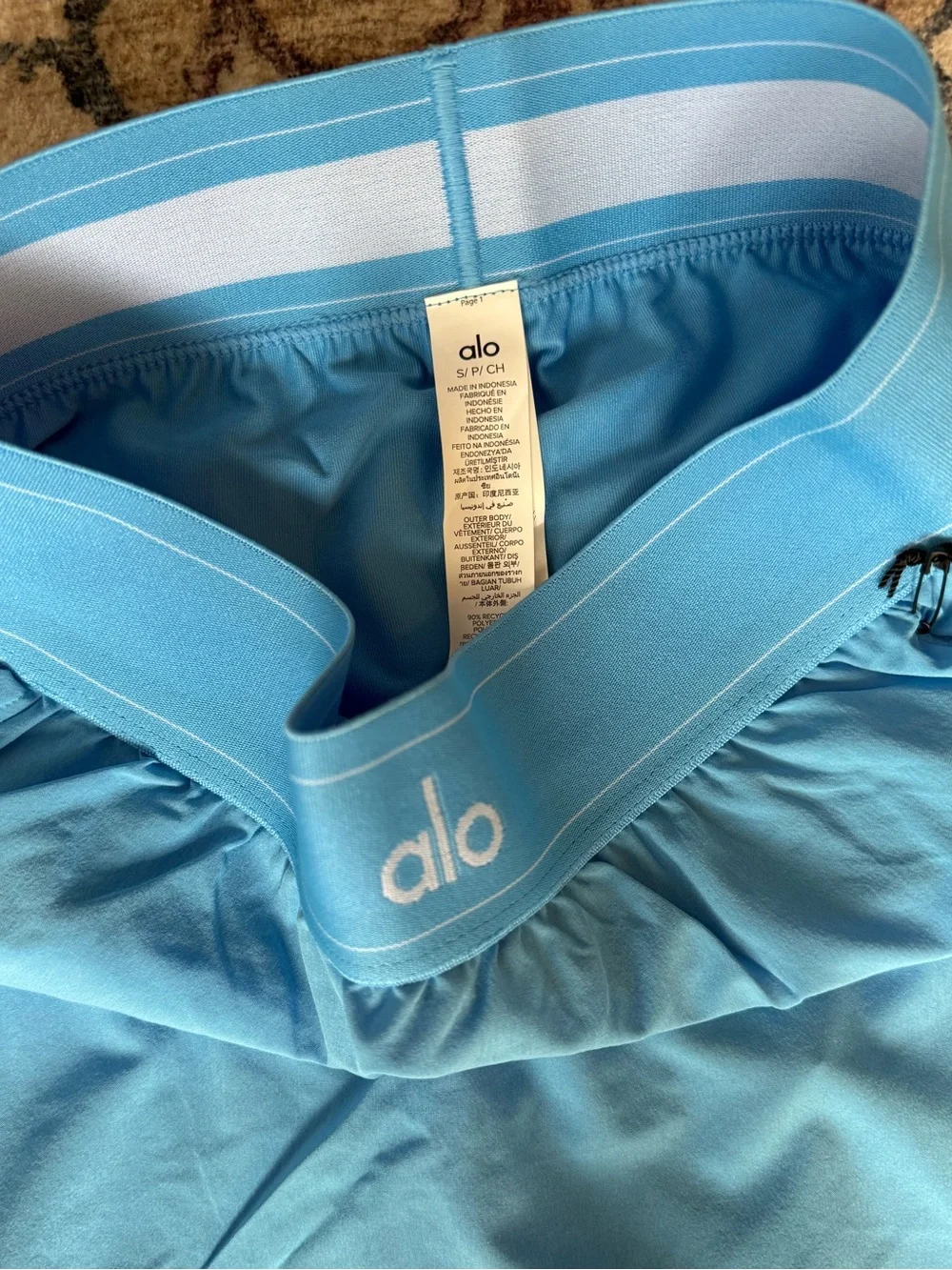 ALO Yoga nwt alo
